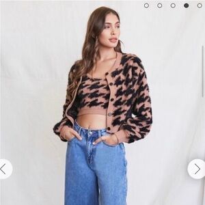 Black  tan houndstooth crop sweater set